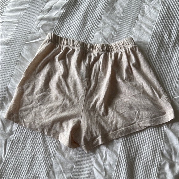 ASOS Design Beige Lounge Shorts - Picture 5 of 5